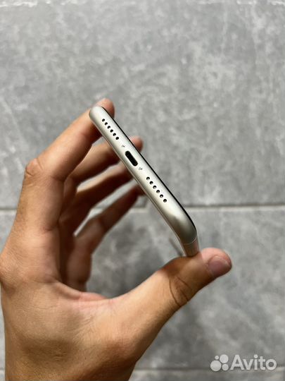iPhone 11 128gb акб 93