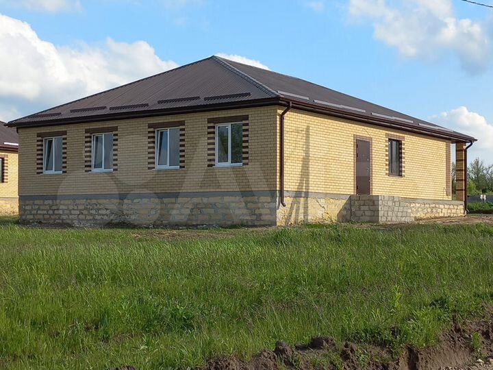 Коттедж 98 м² на участке 3 сот.