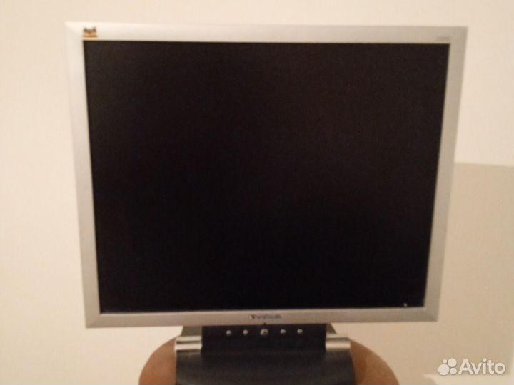 Монитор Viewsonic 27