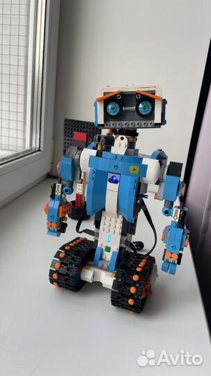 Конструктор lego boost 17101