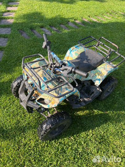 Детский квадроцикл на бензине