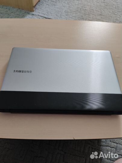 Ноутбук samsung