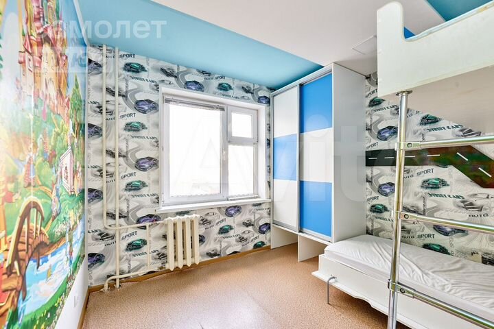 3-к. квартира, 50 м², 1/10 эт.