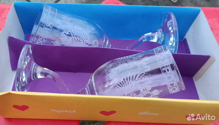 Стаканы, бокалы, рюмки