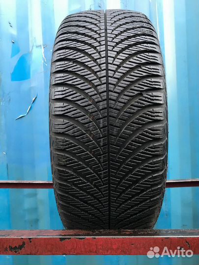 Goodyear Vector 4Seasons Gen-2 205/50 R17