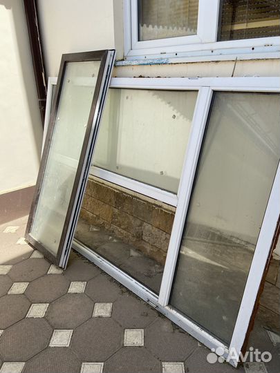Продаю пластиковое окно