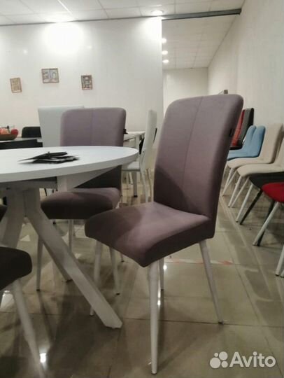 Стул с антивандальной обивкой