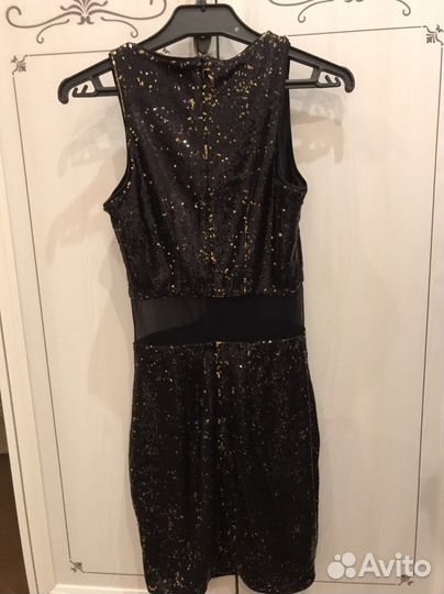 Платье с пайетками Love Republic