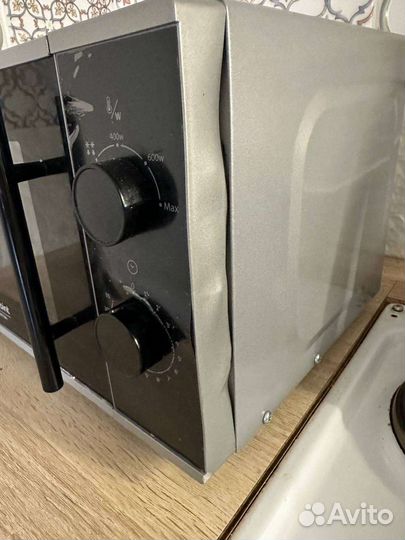 Микроволновая печь Hotpoint ariston