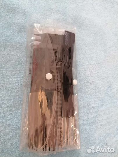 Набор расчесок