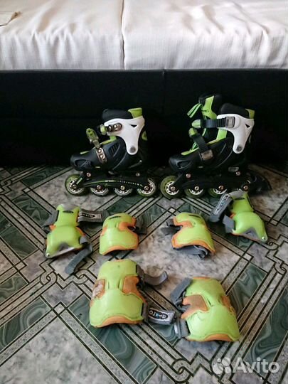 Роликовые коньки