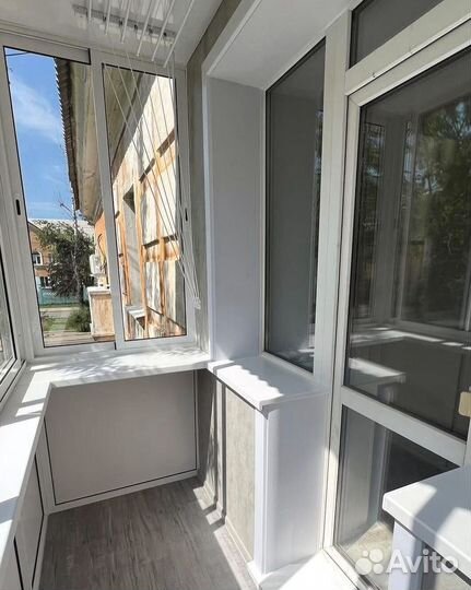 Отделка и остекление балконов в рассрочку