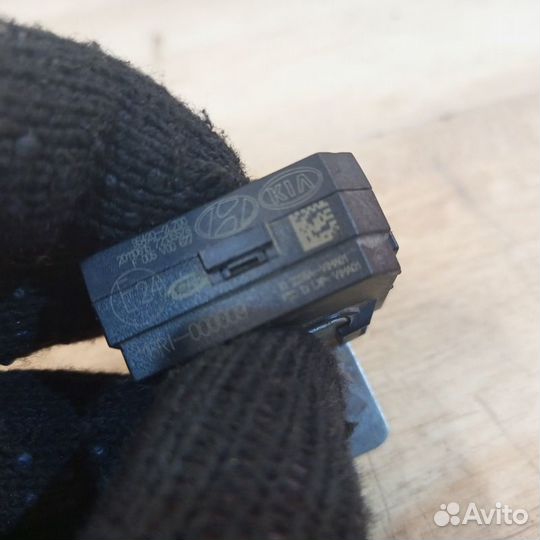 Блок иммобилайзера Hyundai Solaris sedan 1.6 2011