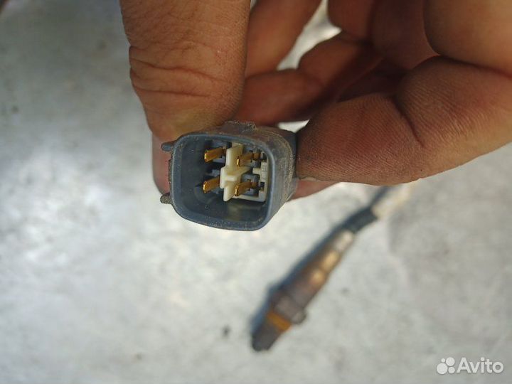 Датчик кислородный передний Toyota Corolla E12