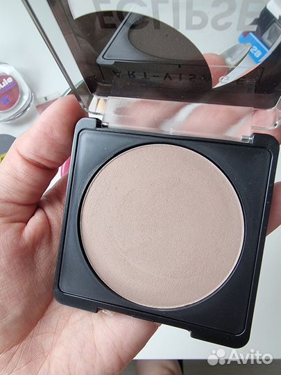 Румяна,бронзеры и хайлайтеры