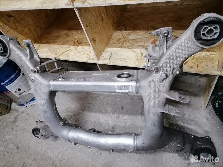 Подрамник, балка заднего моста bmw m8 m5 f90