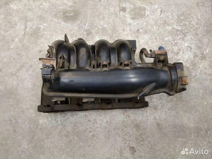 Коллектор впускной Ниссан Х-трейл T30 2.0