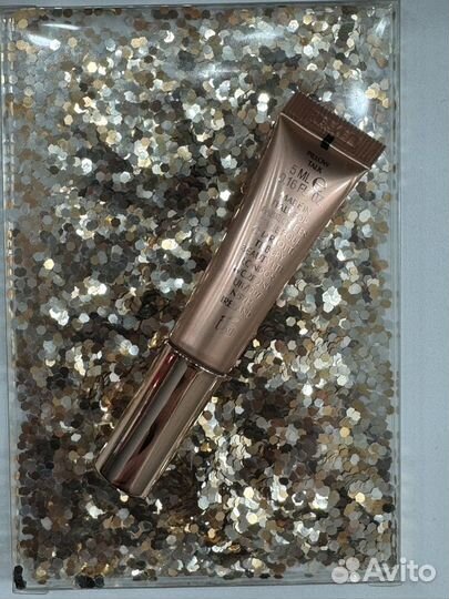 Charlotte Tilbury Beauty Light Wand хайлайтер