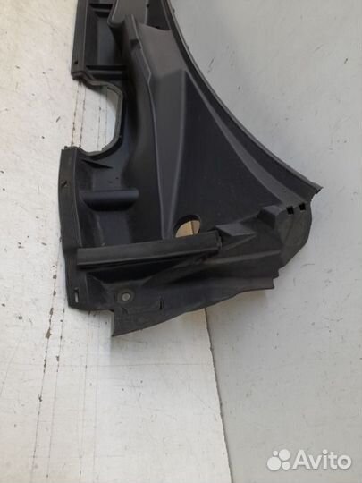 Жабо Toyota Rav4 30 2005-2012