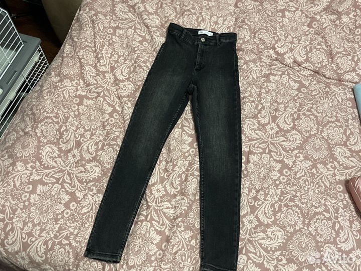Джинсы zara