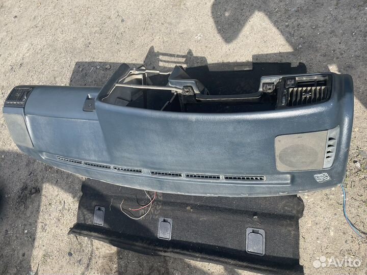 Панель, торпеда Volkswagen Passat B3 357857083