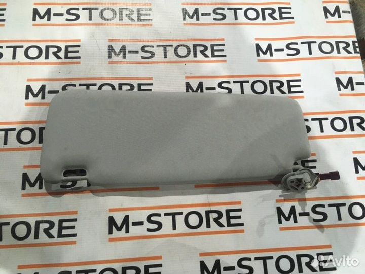 Козырек солнцезащитный правый Bmw 7-Series E65