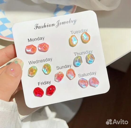 Серьги гвоздики