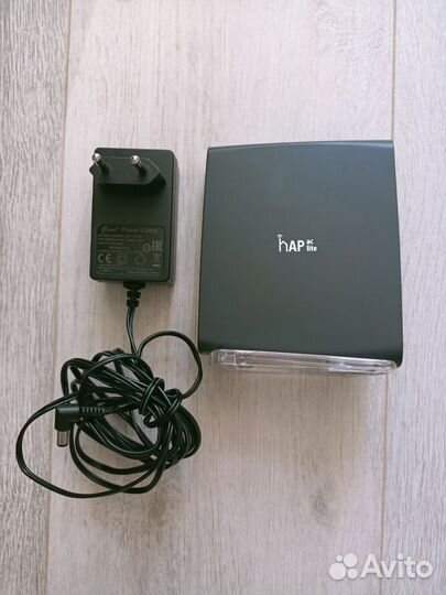 Wi-Fi роутер MikroTik hAP ac lite TC