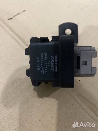 Реле форсунок Мицубиси галант