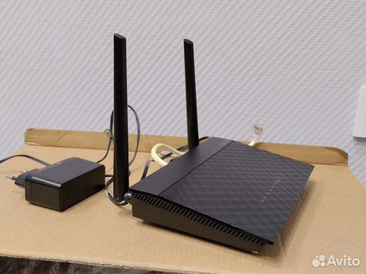 Продано Роутер Asus RT-AC51U