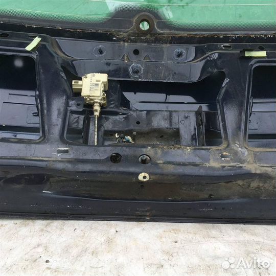 Дверь багажника со стеклом Фольксваген Гольф 4 Б