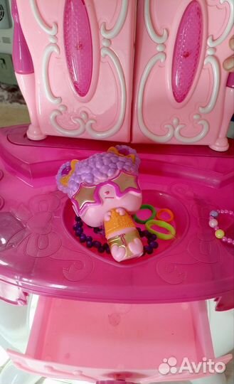 Детский туалетный столик с подсветкой