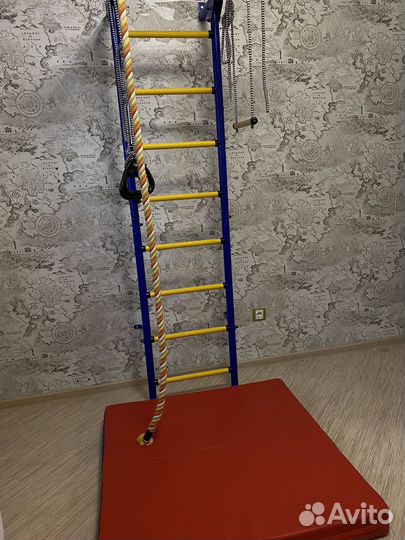 Детская шведская стенка