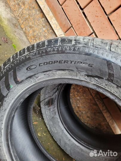 Cooper Discoverer A/T 225/65 R17