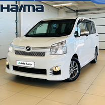 Toyota Voxy 2.0 CVT, 2013, 192 000 км, с пробегом, цена 1 779 000 руб.