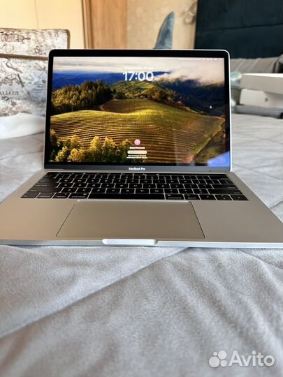 Macbook pro 13 2019 touch bar