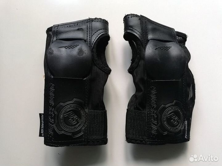 Комплект защиты для роликов/скейта Powerslide (L)