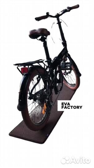 Эва Коврик под велосипед самокат