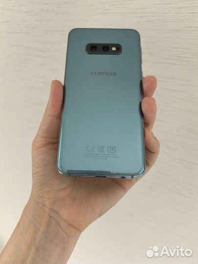 Samsung Galaxy S10e, 6/128 ГБ