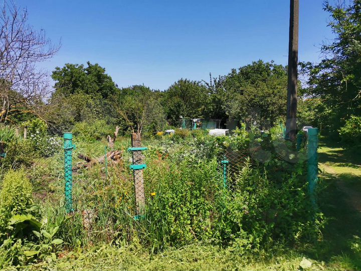 Дача 20 м² на участке 7,5 сот.