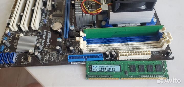 Материнская плата с процессором am3