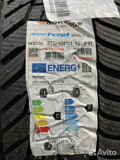 Hankook Winter I'Cept Evo 3 X W330A 275/40 R21 и 315/35 R21 111W