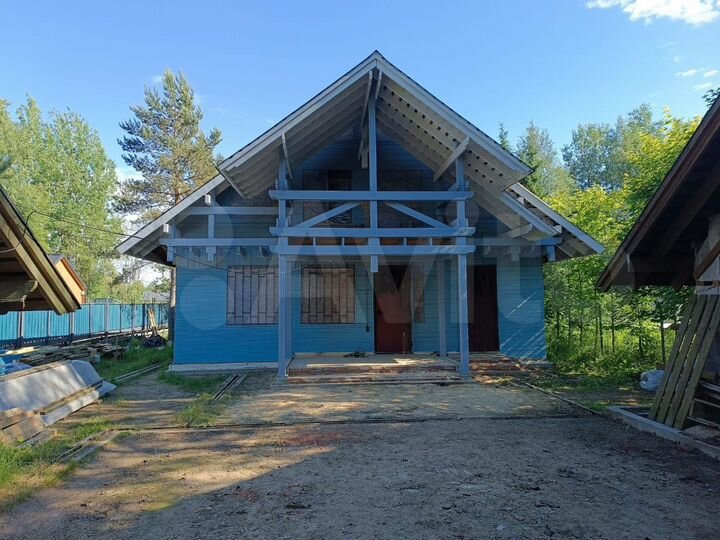 Дом 182,9 м² на участке 14 сот.