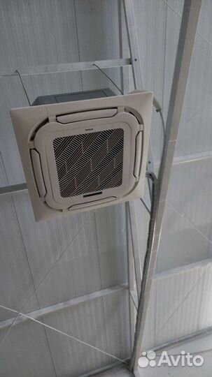 Установка сплит-систем. Закладка трассы