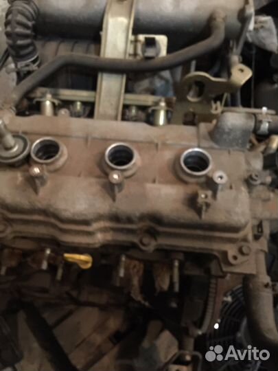Двигатель.Ниссан классик.2008 г