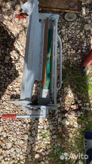 Листогиб ручной