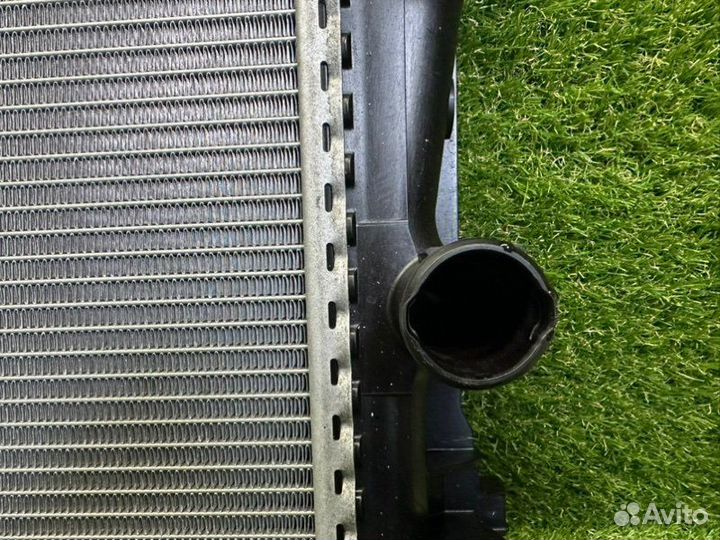 Радиатор охлаждения двигателя Mercedes E W212