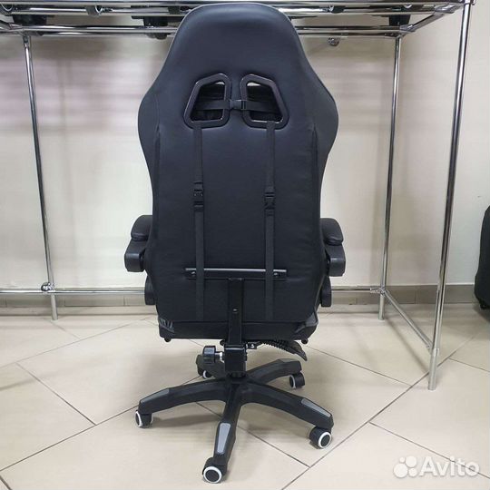 Новое игровое кресло с массажером