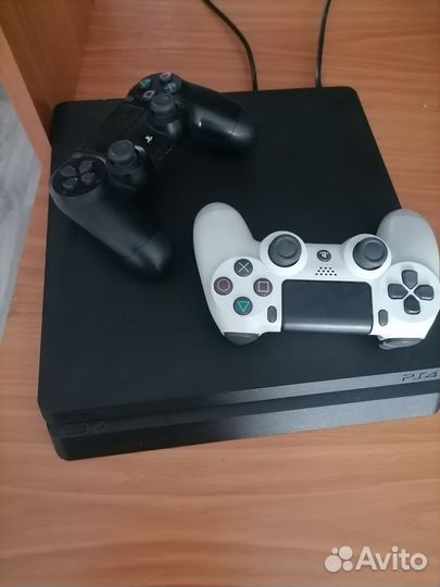 Sony PS4 slim 1tb