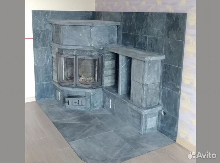 Камин из вулканического камня